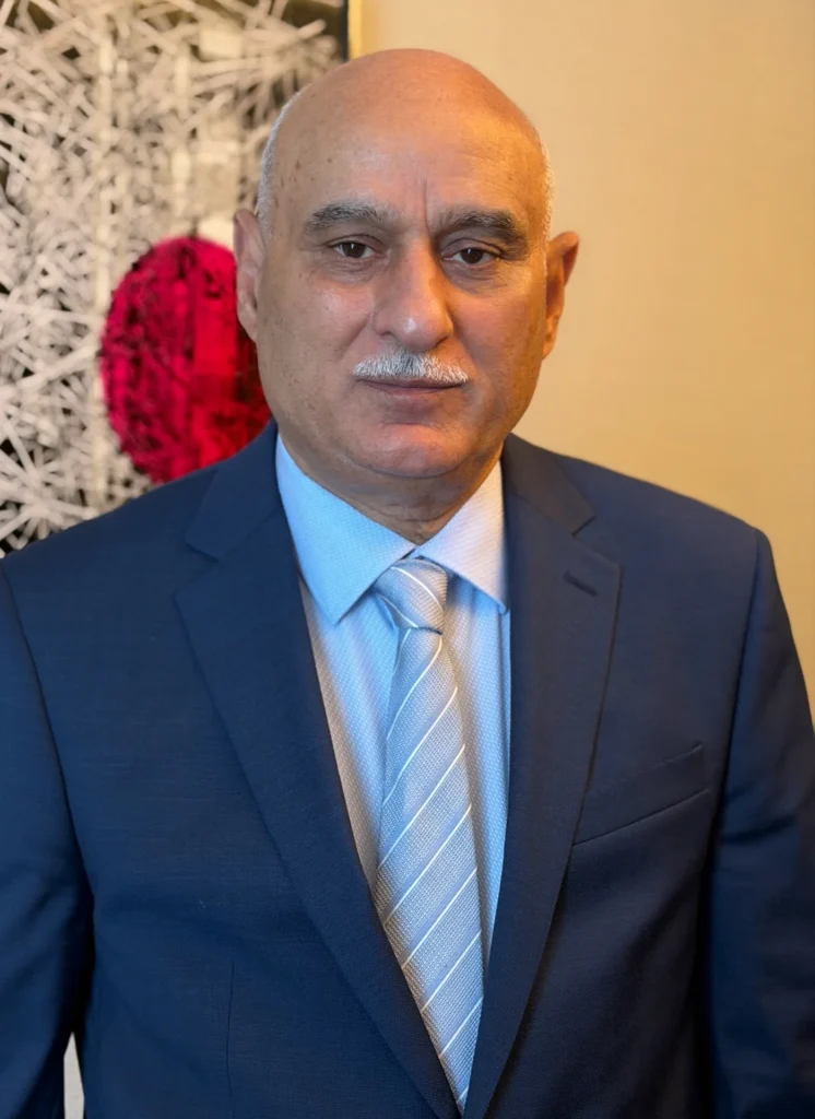 team Dr Mohammed Al Fakhri Board Member Forum 03 746x1024